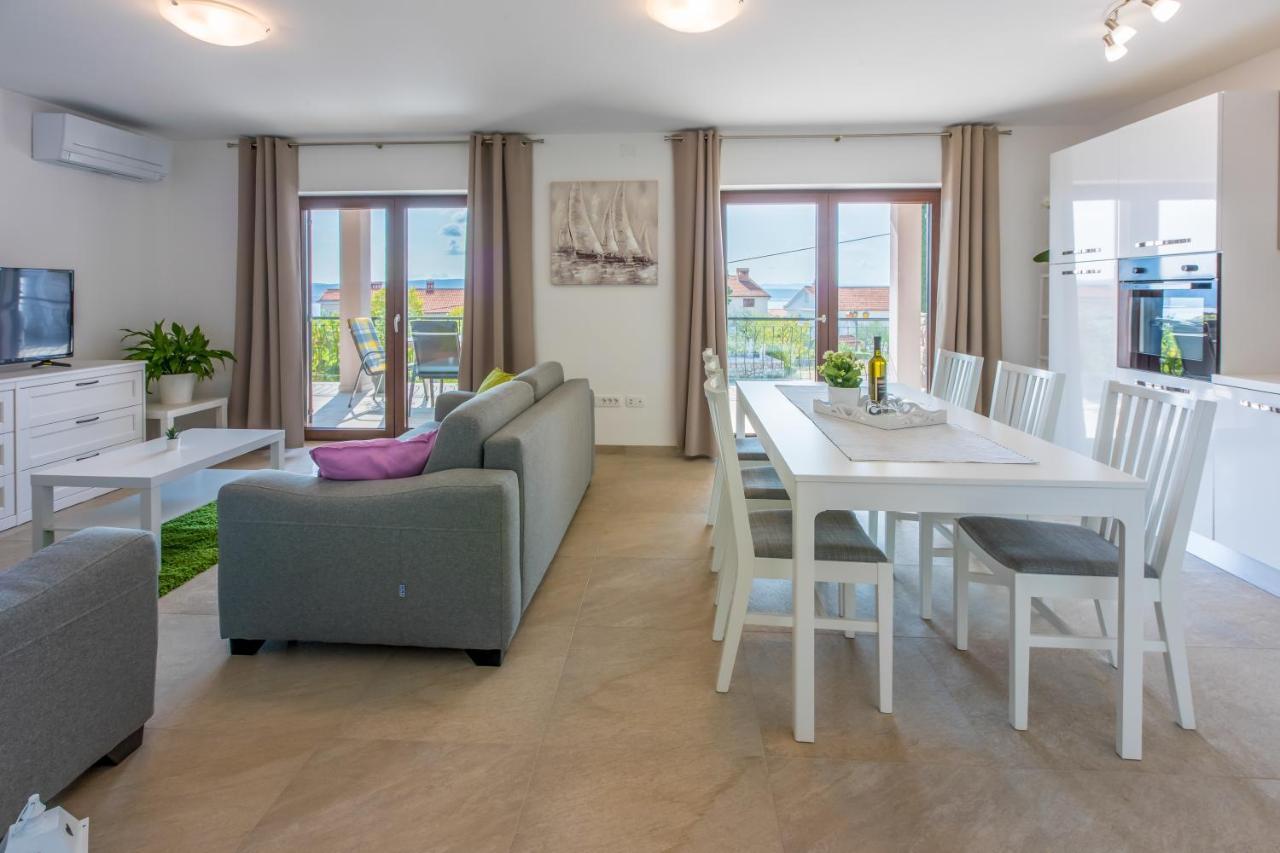 Anton 3 Apartment Crikvenica Ngoại thất bức ảnh