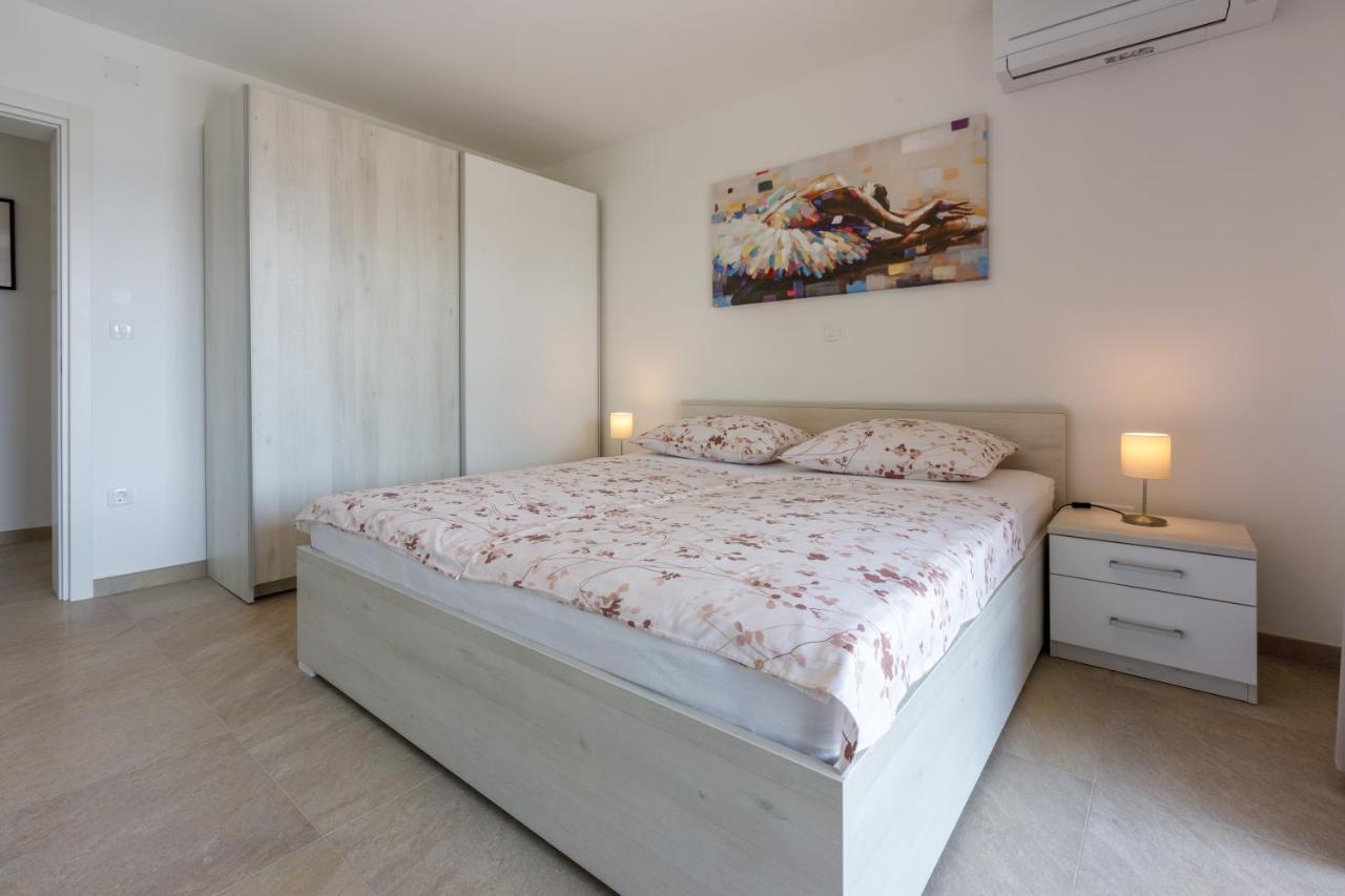 Anton 3 Apartment Crikvenica Ngoại thất bức ảnh