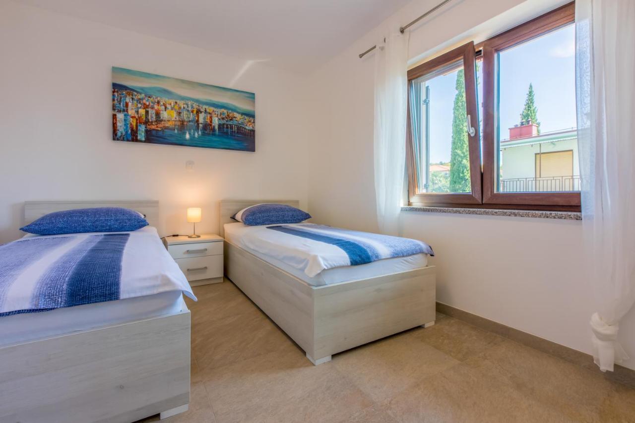 Anton 3 Apartment Crikvenica Ngoại thất bức ảnh