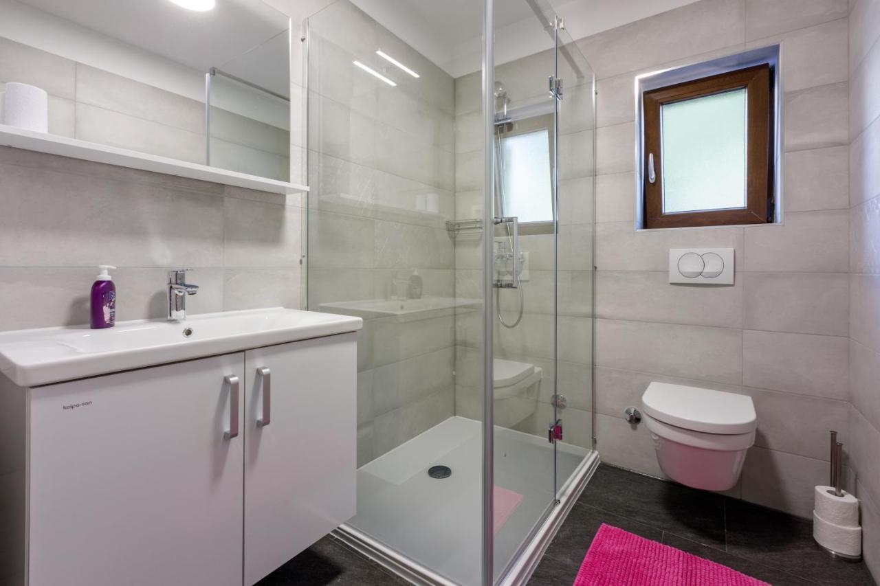 Anton 3 Apartment Crikvenica Ngoại thất bức ảnh